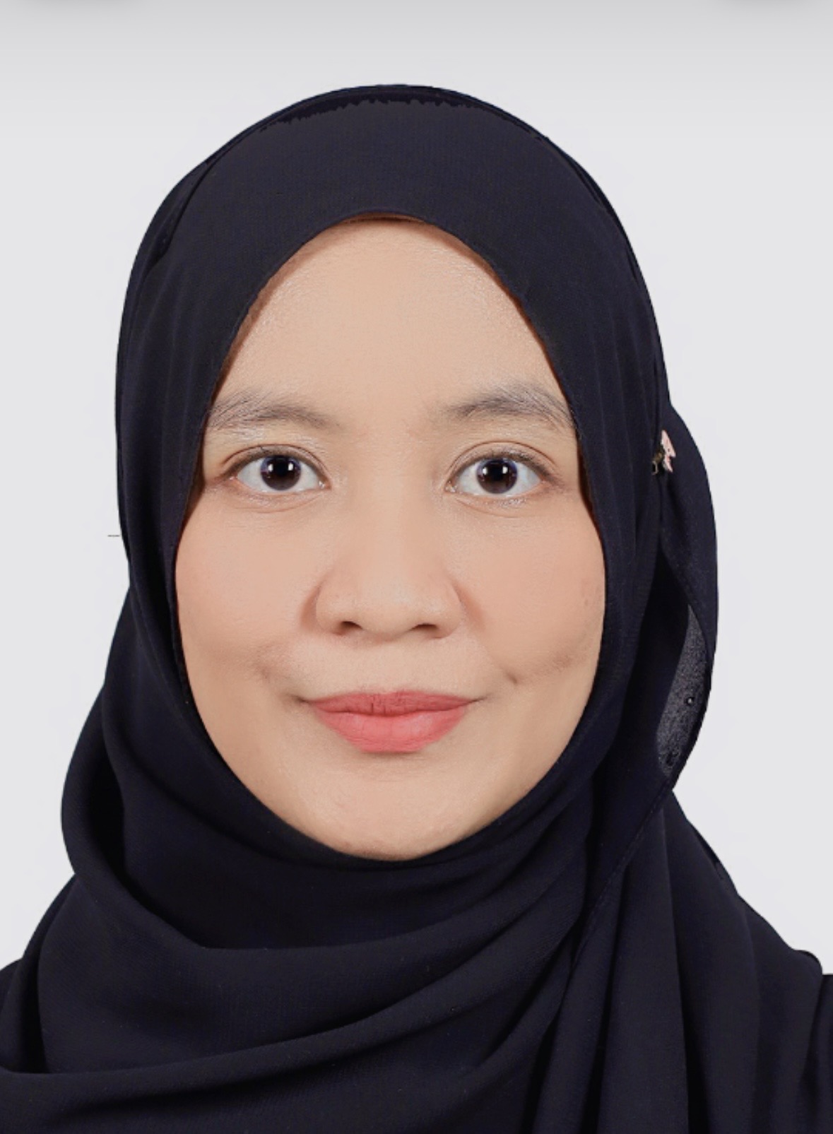 Summaiya R.